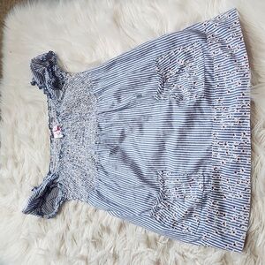 EUC Dolled up smocked top- small